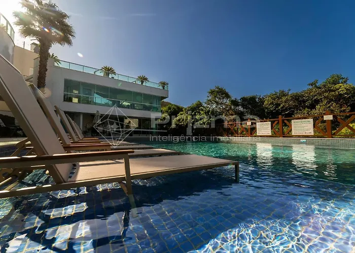 Varandas 404 B · Luxuoso Apartamento em Condomínio de Alto Padrão frente mar Bombinhas