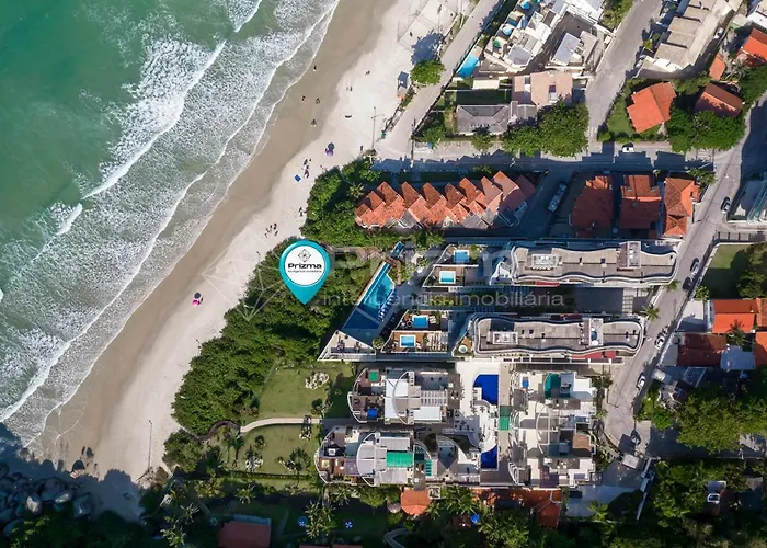 Varandas 404 B · Luxuoso Apartamento em Condomínio de Alto Padrão frente mar Bombinhas